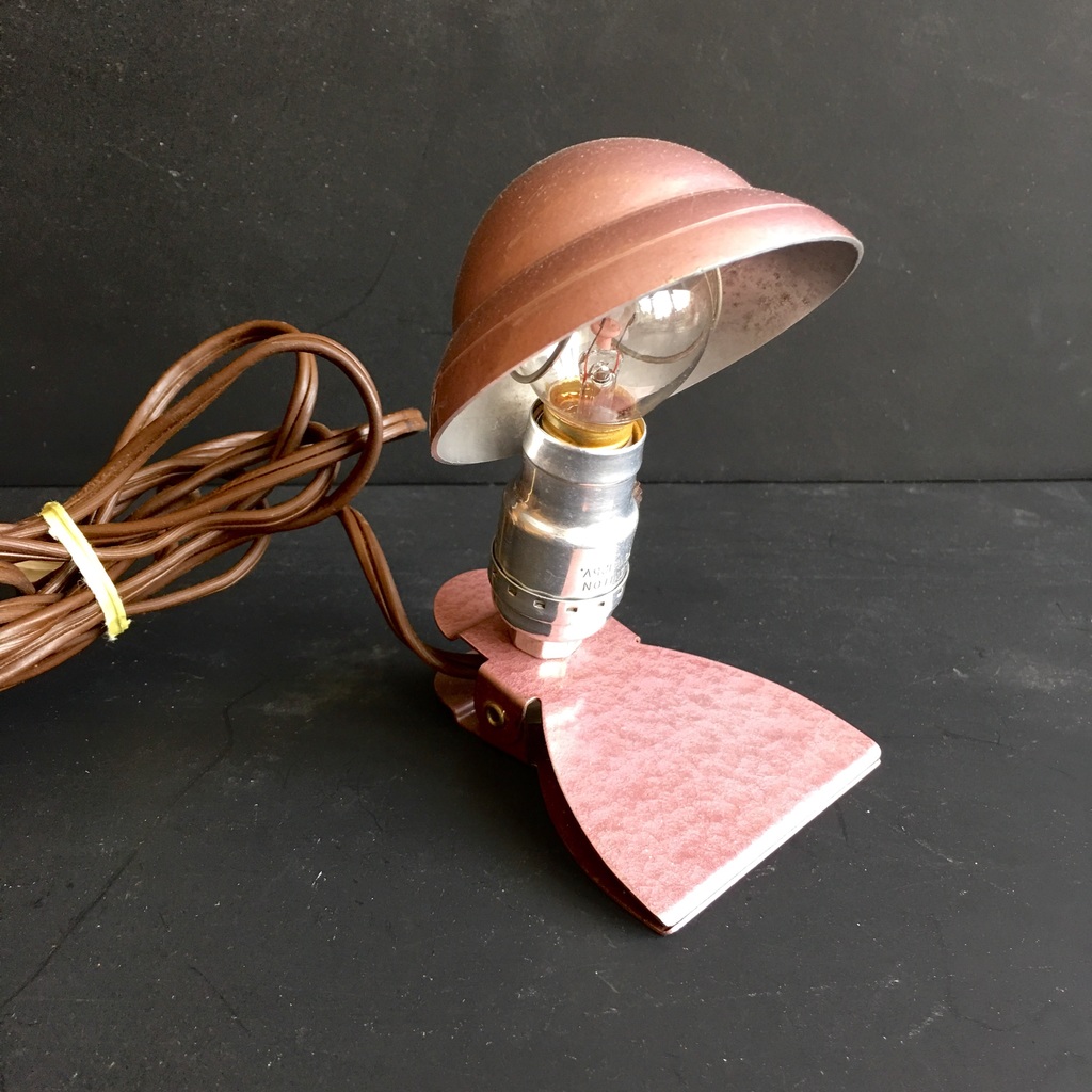 Geliefde Uitbreiden patrouille Vintage Clip Lamp - ThirdShift Vintage Blog